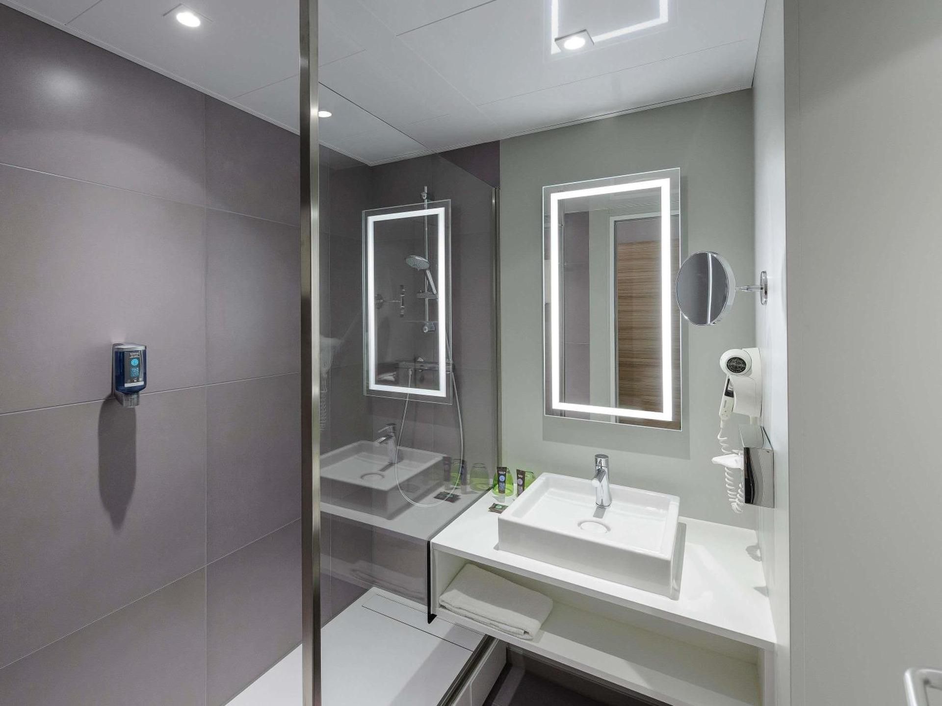 undefined Novotel Köln City 5