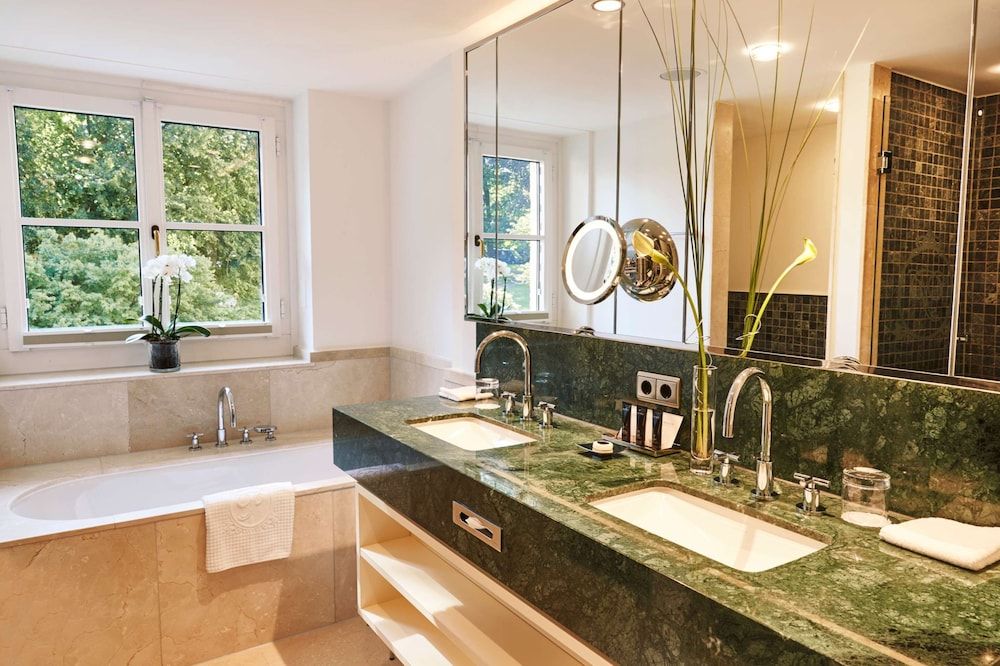 Steigenberger Icon Grandhotel & Spa Petersberg Executive Suite