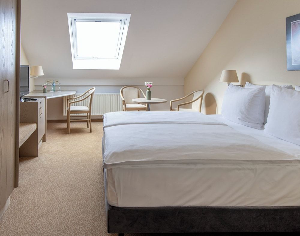 Classic Room, Multiple Beds