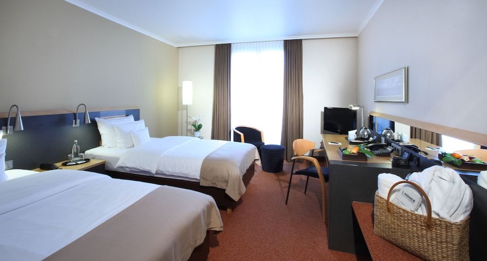 Lindner Hotel Leverkusen Bayarena, part of JdV by Hyatt Room, 2 Twin Beds 2