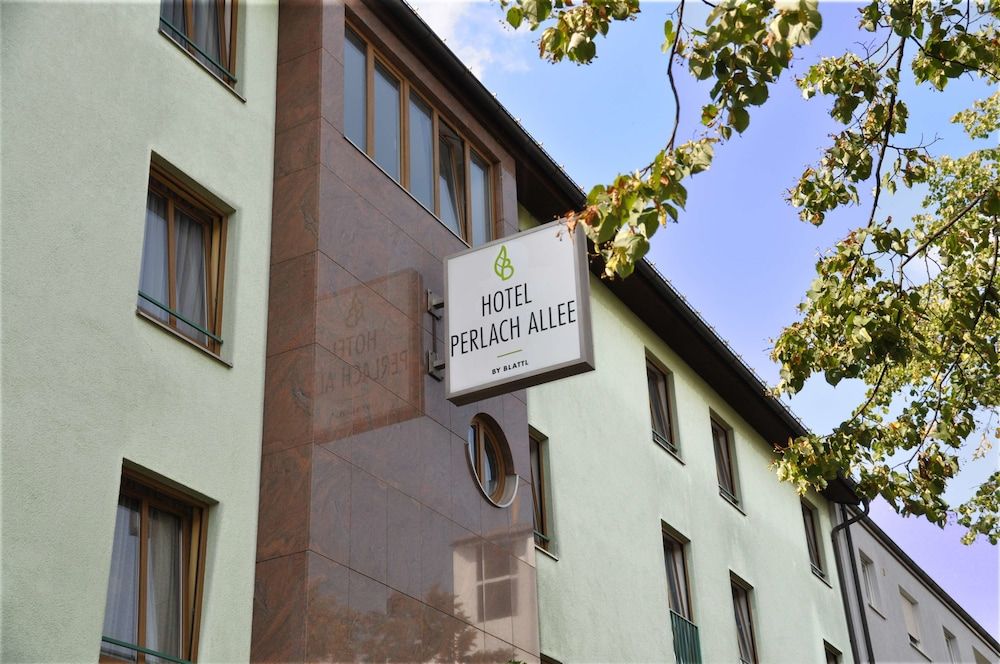 undefined Hotel Perlach Allee 3