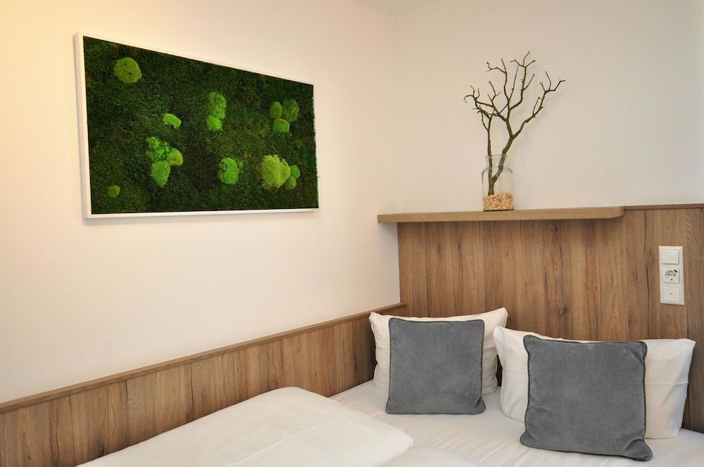 Hotel Perlach Allee Double Room, 1 Queen Bed 15