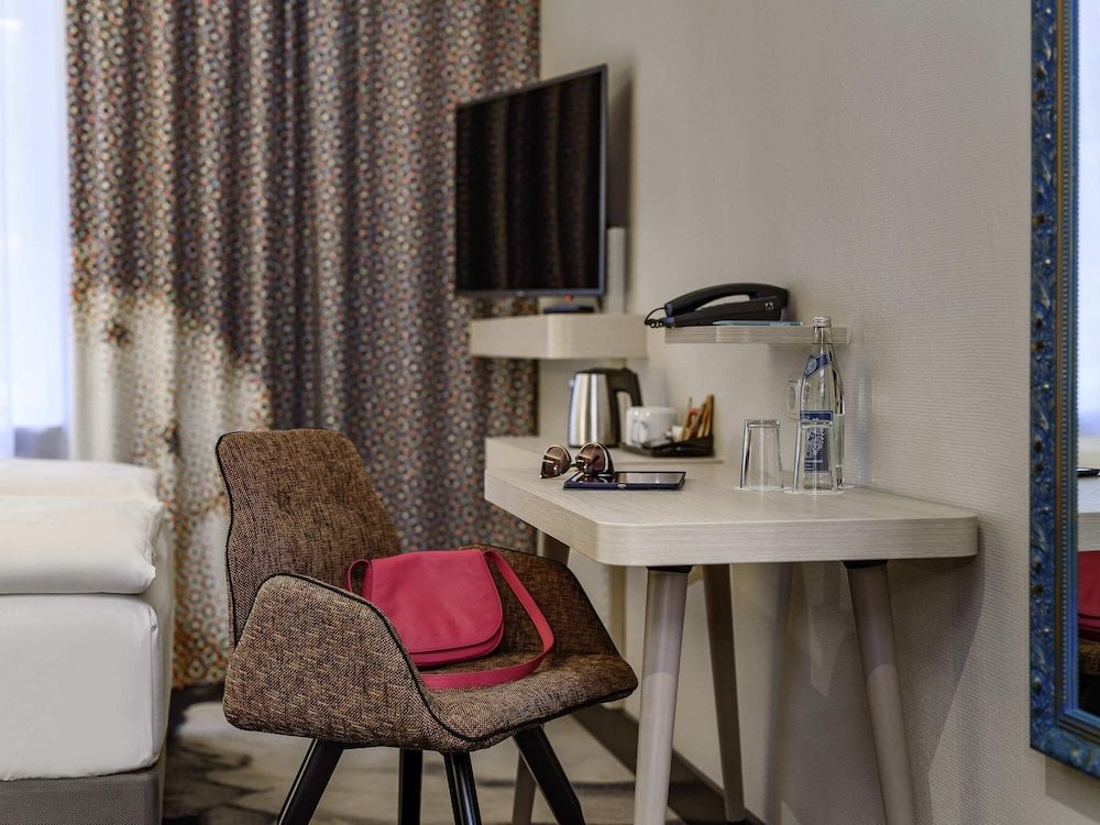 undefined Mercure Hotel Muenchen am Olympiapark 10