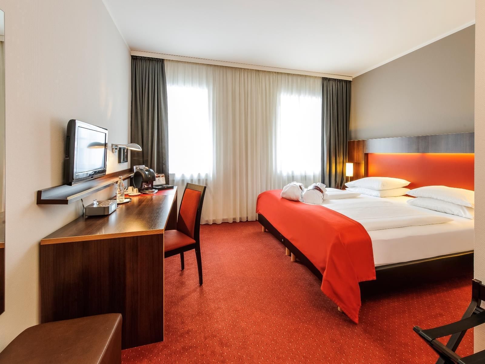 Superior Room with 1 Double Bed