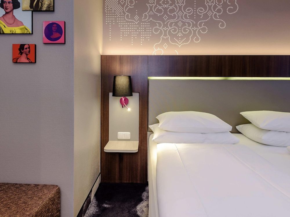 undefined Mercure Hotel Muenchen am Olympiapark 8