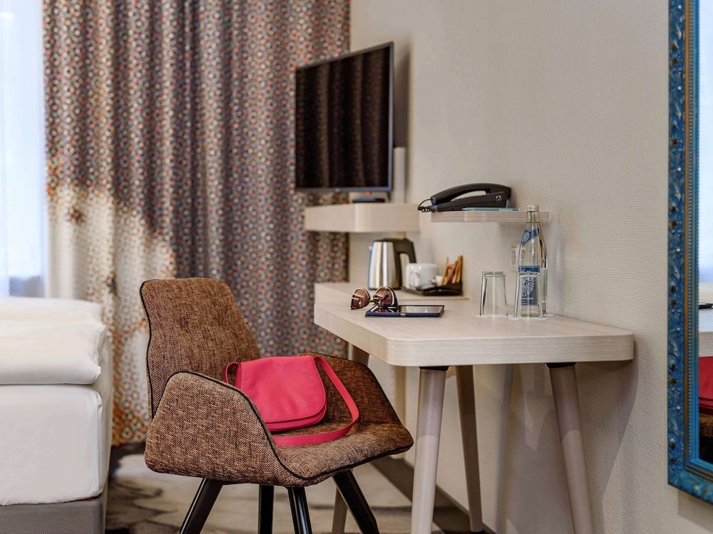Mercure Hotel Muenchen am Olympiapark Double Room, 1 Double Bed 2