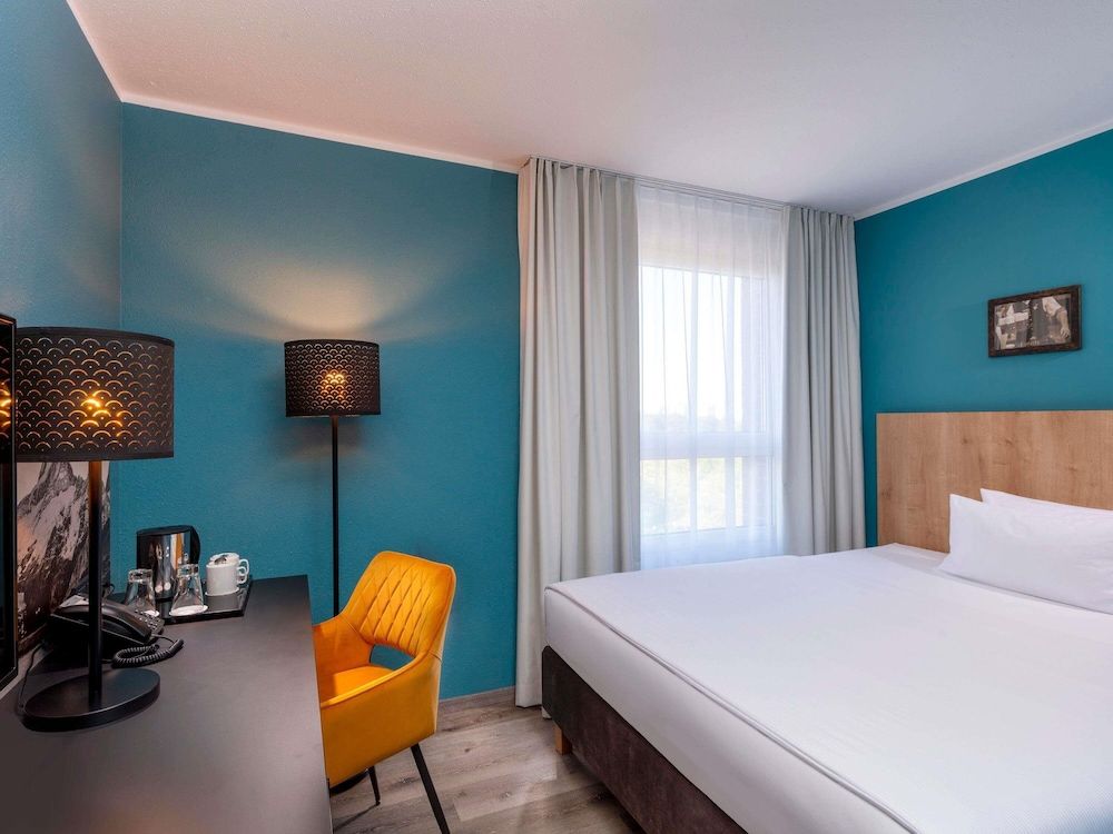 Mercure Hotel Muenchen Neuperlach Sued Standard Room, 1 Queen Bed