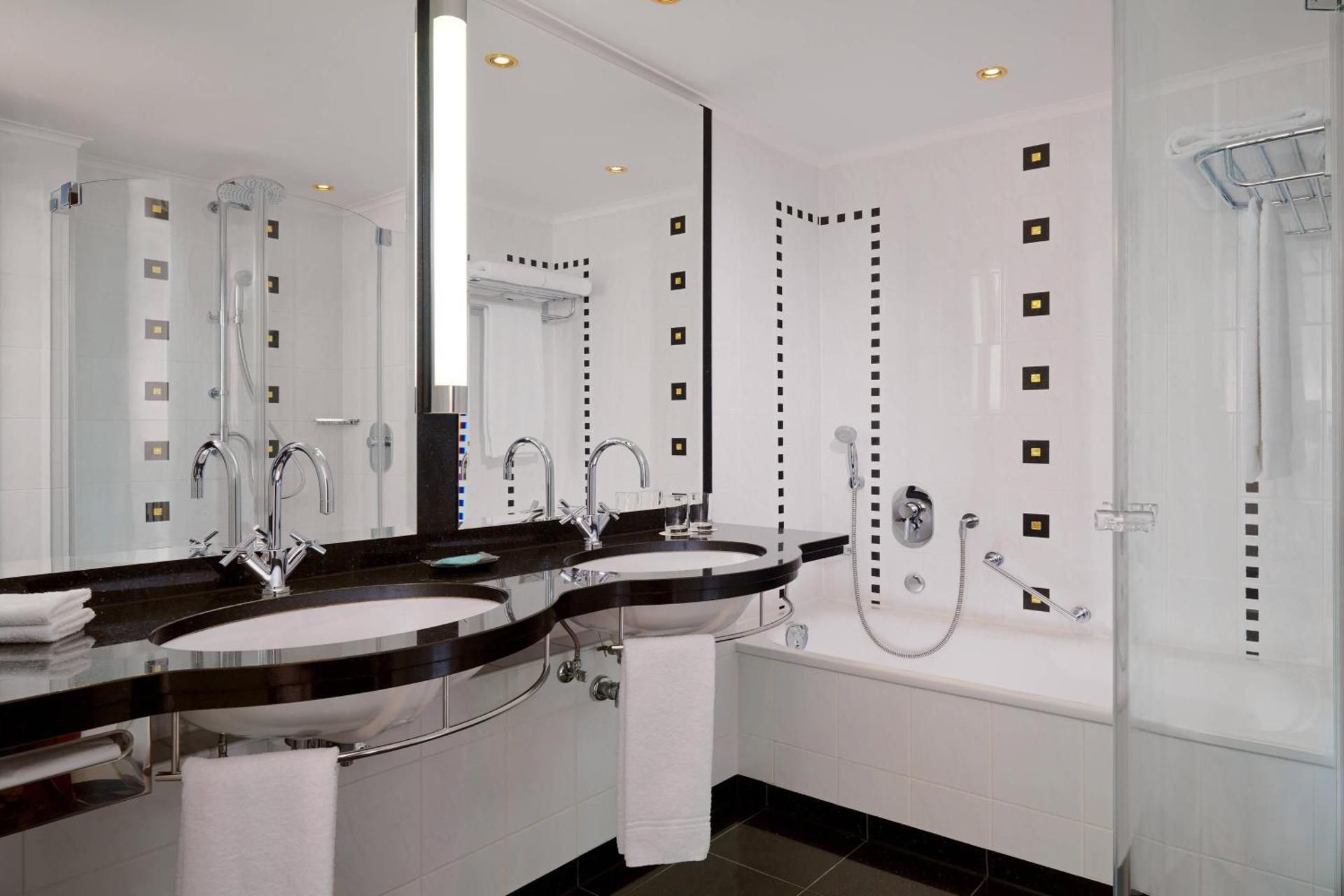 undefined The Westin Grand Munich 5