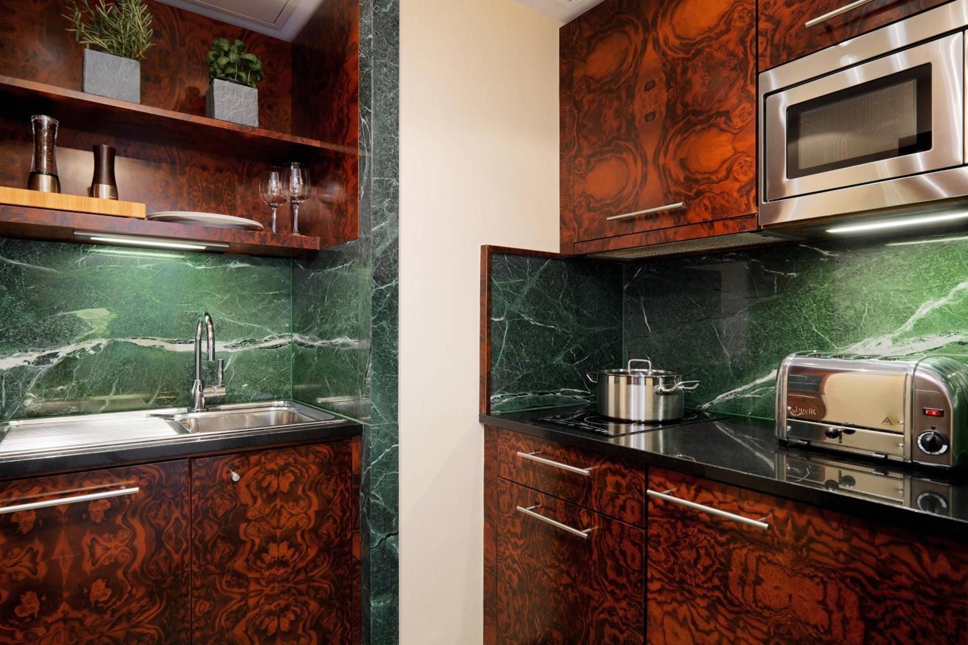 Westin Suite, Club lounge access, 1 Bedroom Suite, 1 King