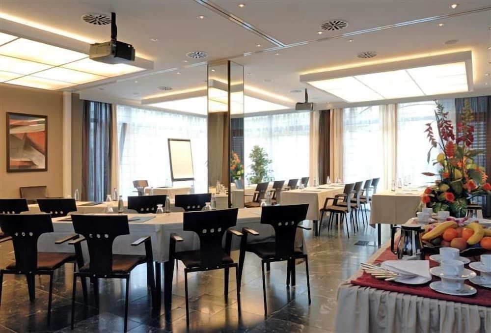 undefined Ambiance Rivoli 10