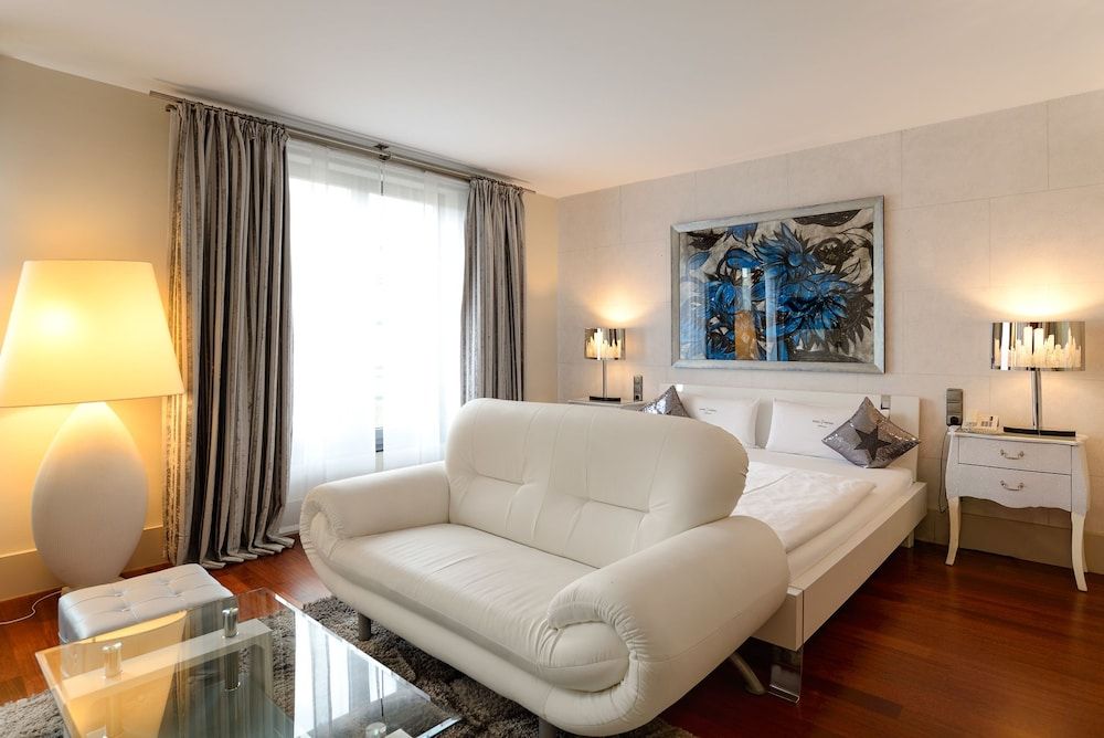 undefined Ambiance Rivoli 4