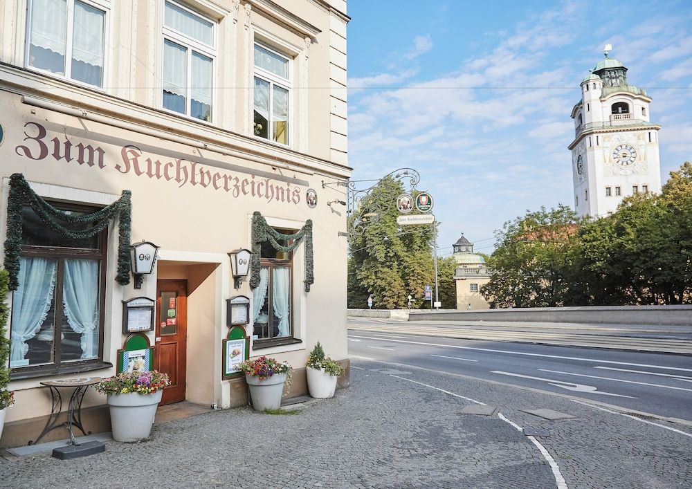 undefined Living Hotel am Deutschen Museum 2