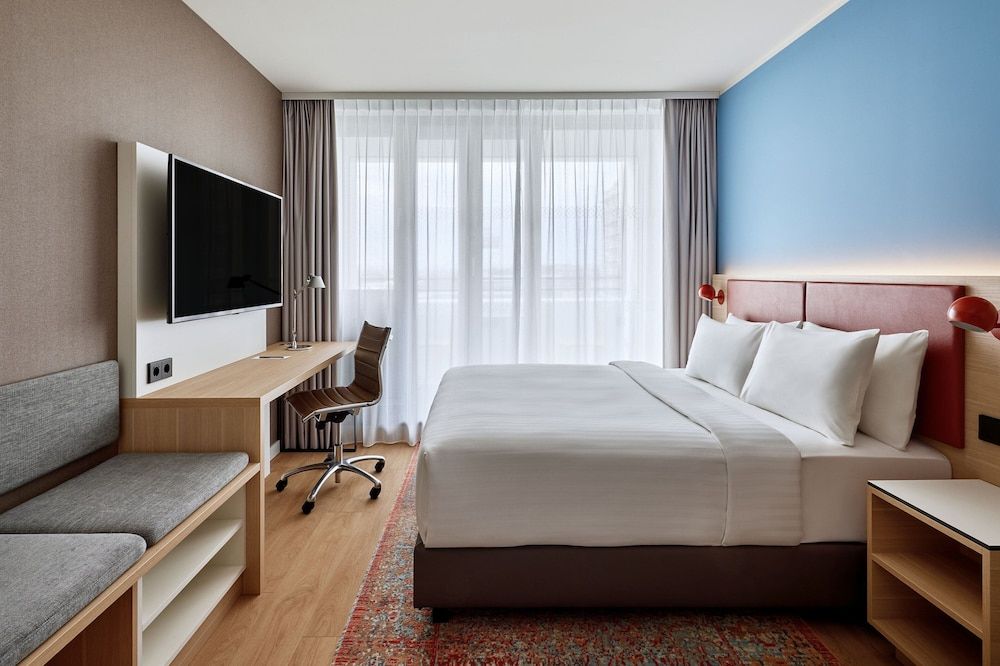 Residence Inn by Marriott Munich Central Studio, 1 Queen Bed, Non Smoking, Kitchen 4