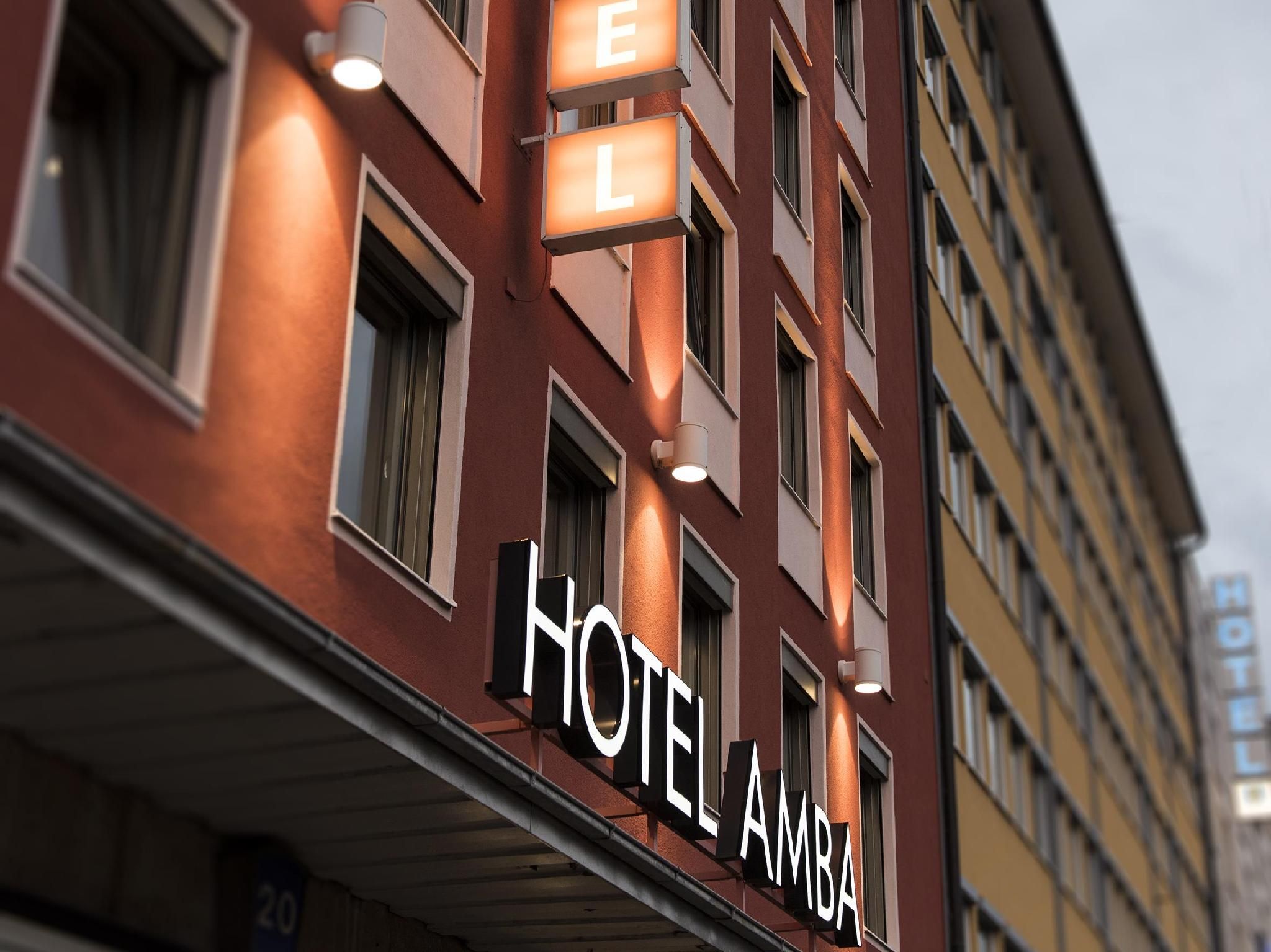 undefined Hotel Amba 4