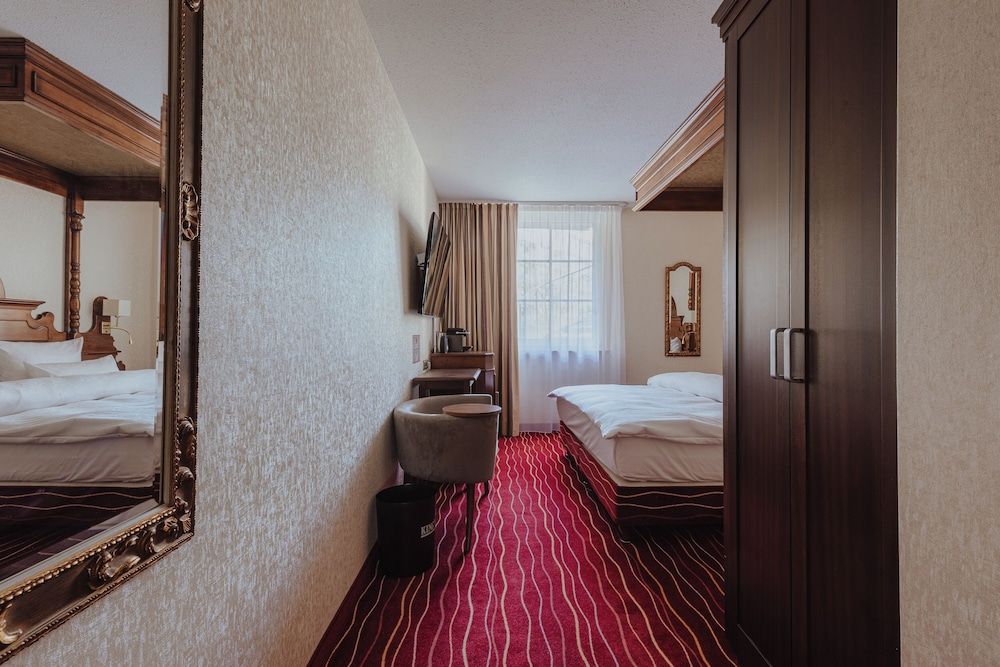 KING's HOTEL First Comfort Double Room 7