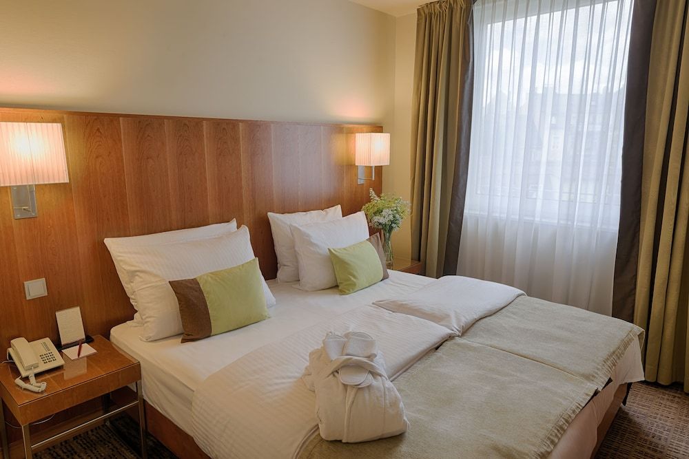 undefined K+K Hotel am Harras 5