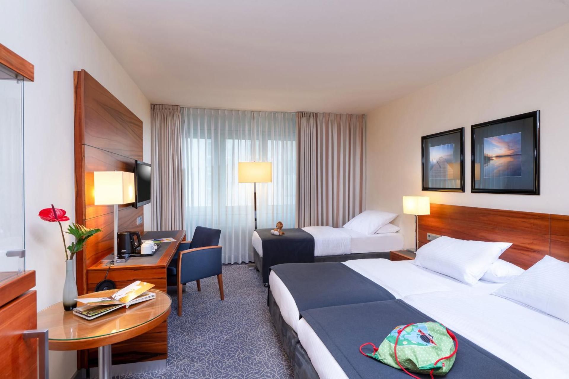 undefined Maritim Hotel München 10
