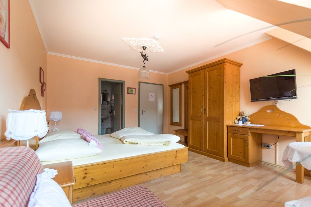 Hotel Monaco Standard Double Room Single Use 6