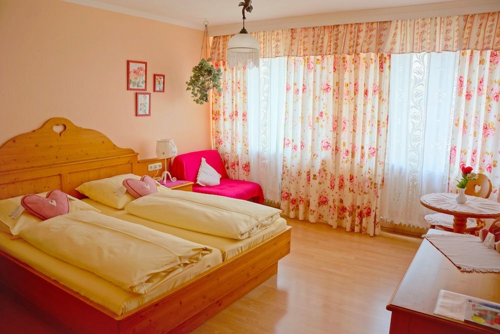 Hotel Monaco Standard Double Room Single Use 2