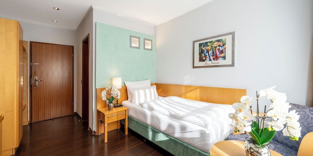 Best Western Hotel Schmoeker-Hof Standard Room, 1 Twin Bed 9