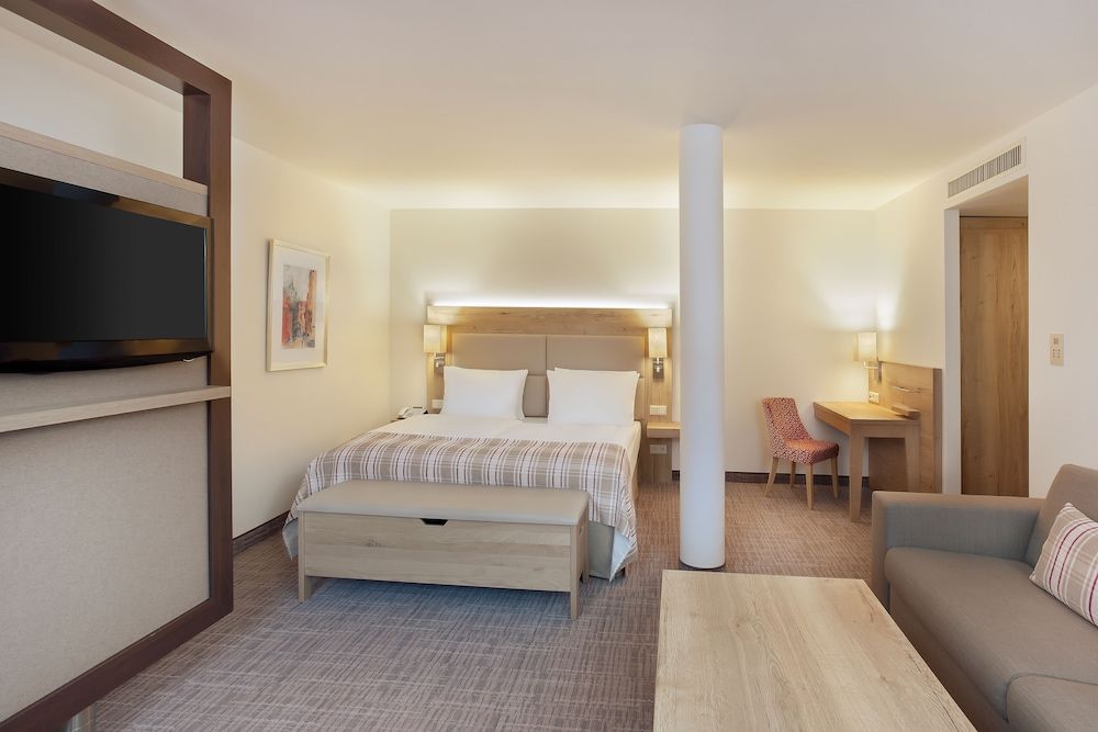 Premium Room, 1 King Bed