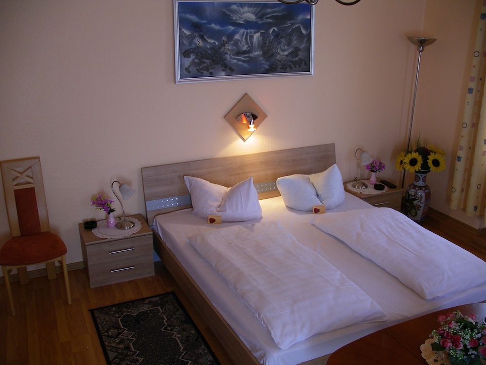 Hotel garni Djaran Double or Twin Room 5