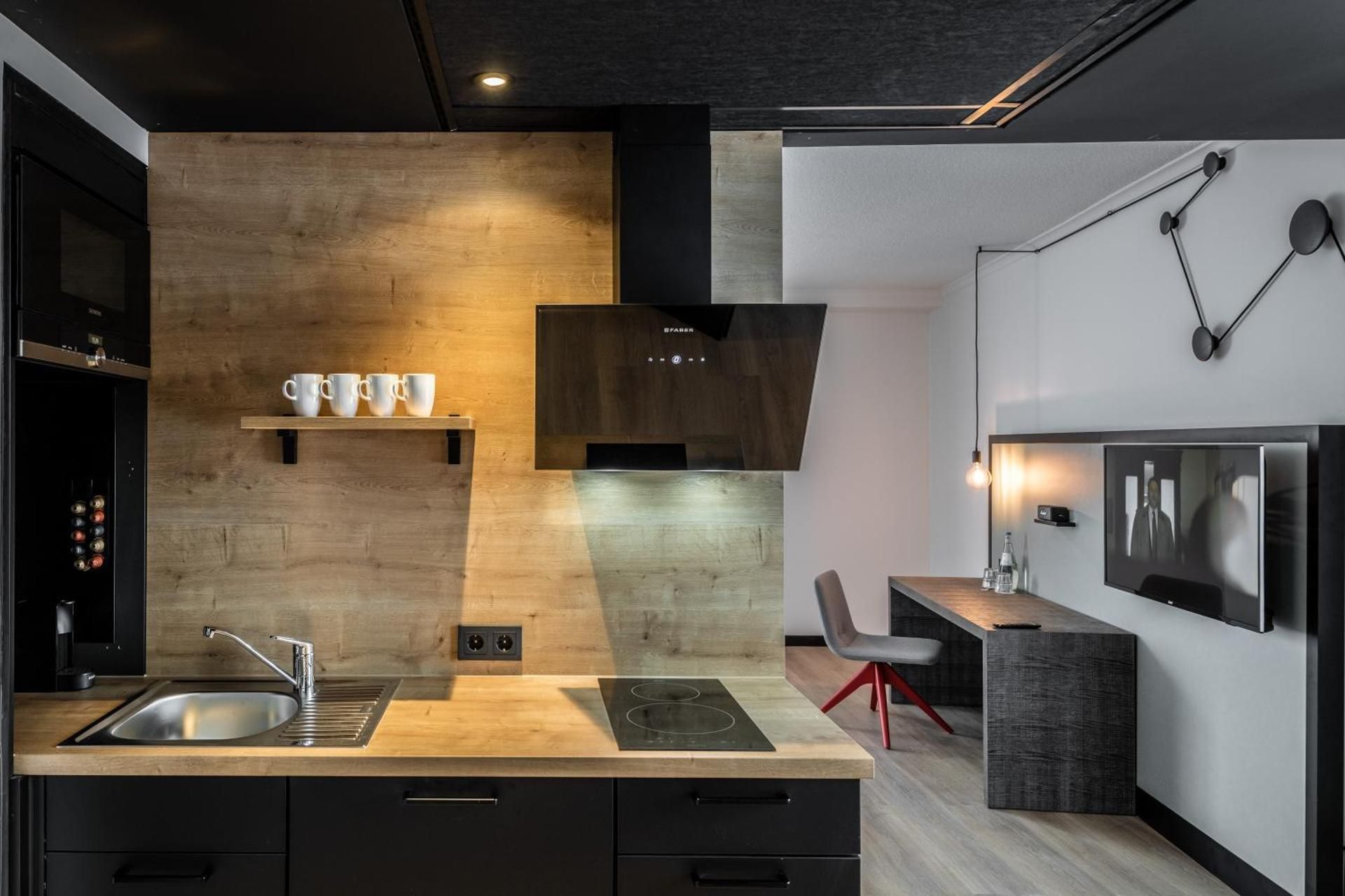 pentahotel Rostock Studio Apartment 3