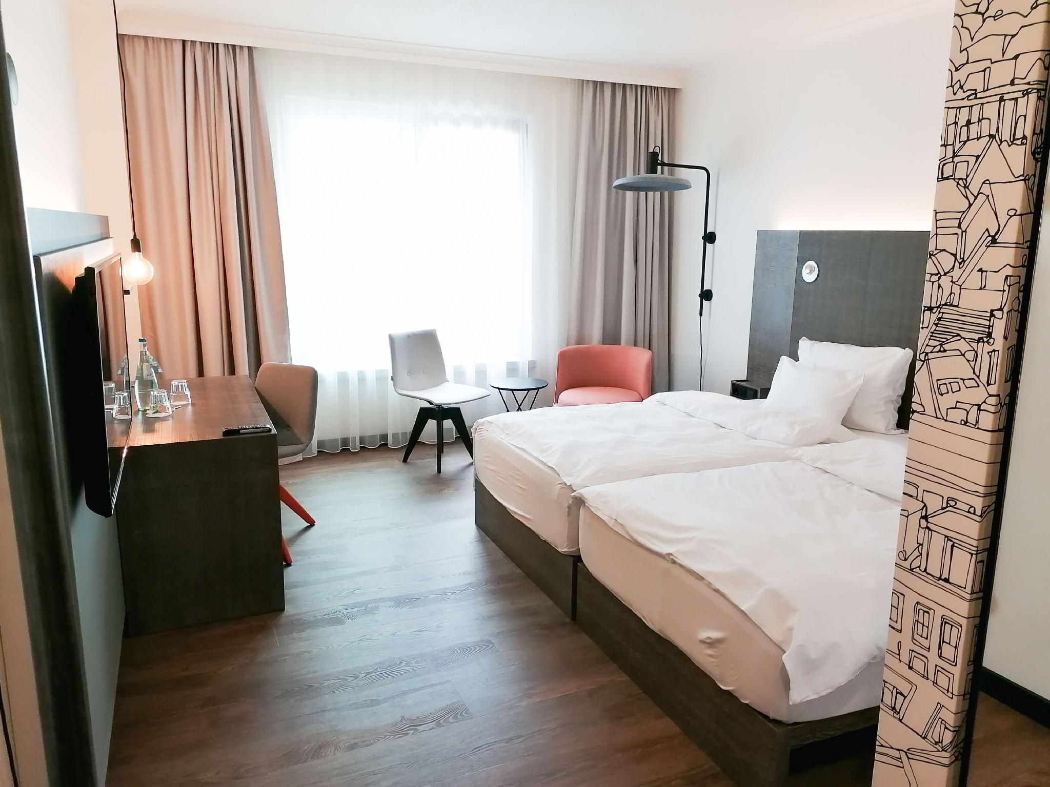 Penta Standard King Room