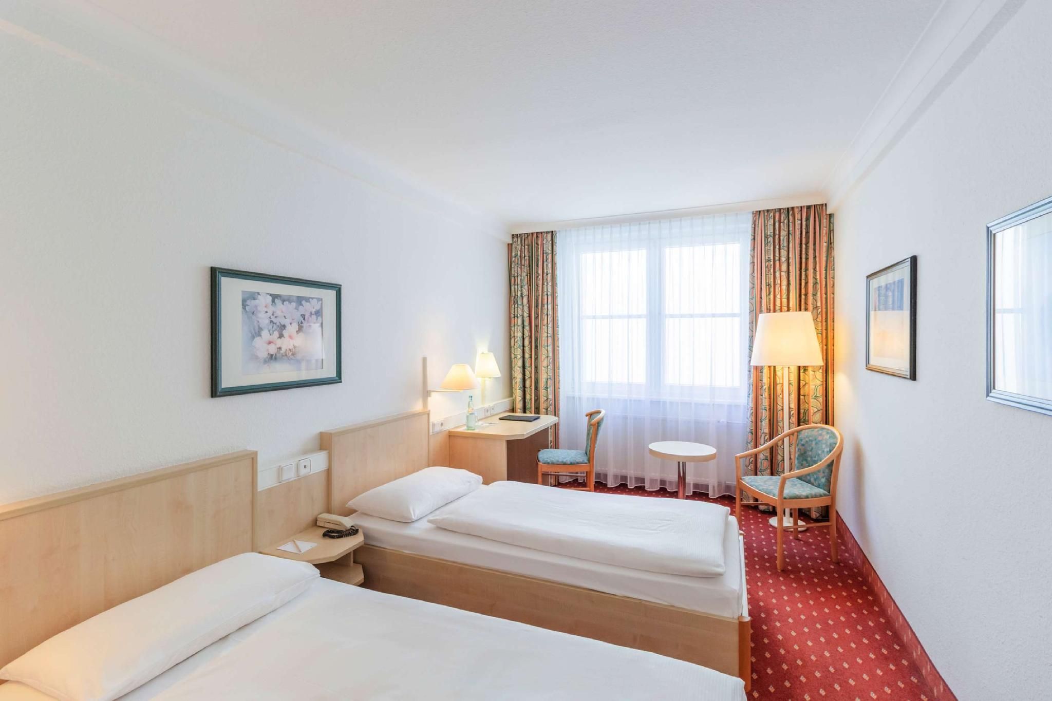 IntercityHotel Schwerin Standard Twin Room 2