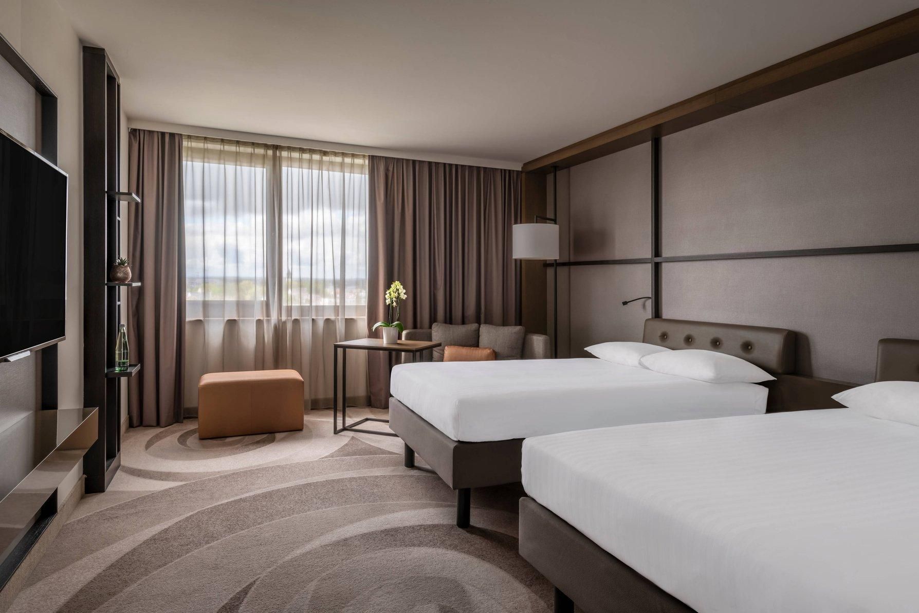 Executive Room, Executive Lounge Access, Guest Room, 2 Twin, High Floor