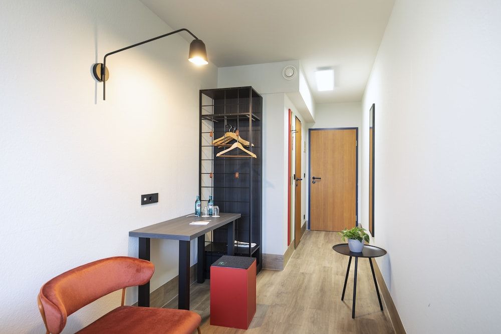 ACHAT Hotel Stuttgart Zuffenhausen Business Twin Room 11