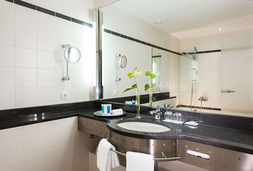 Dorint Pallas Wiesbaden Comfort Room 4