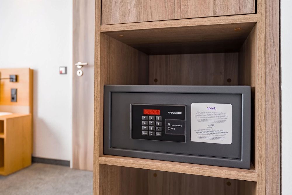 Spark by Hilton Wuppertal City Centre Room, 1 King Bed with Sofa bed 7