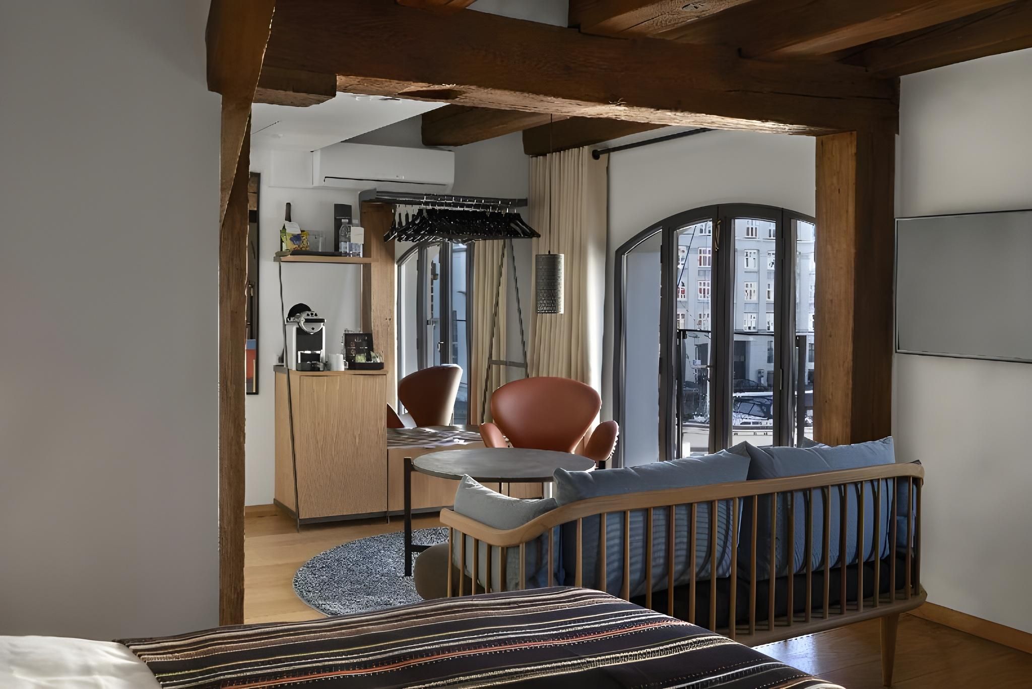 undefined 71 Nyhavn Hotel 9