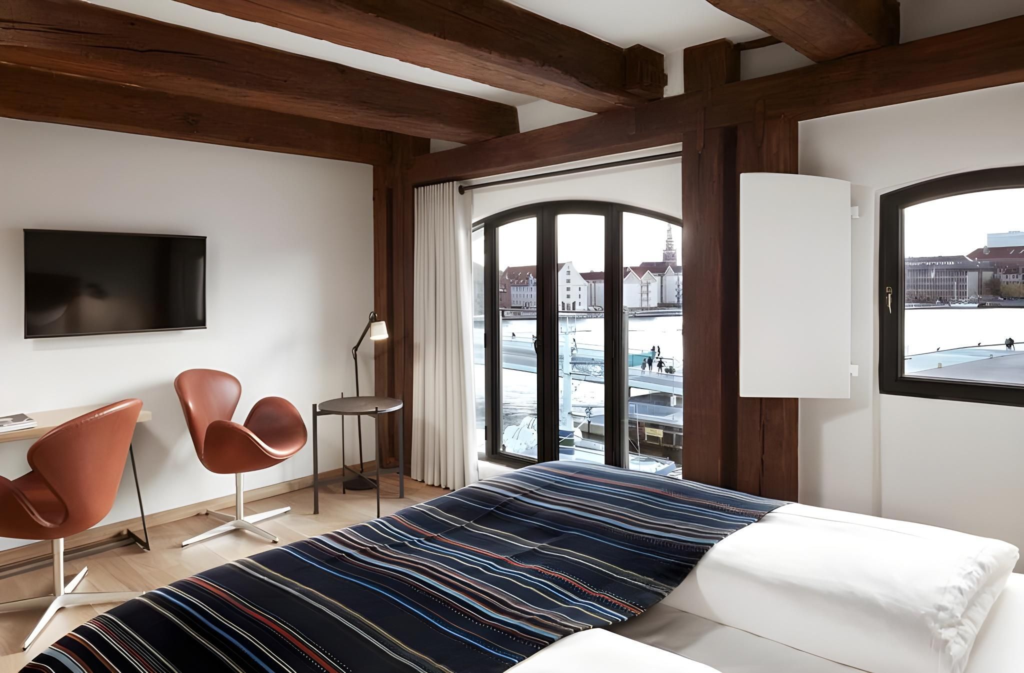 Executive Deluxe Double