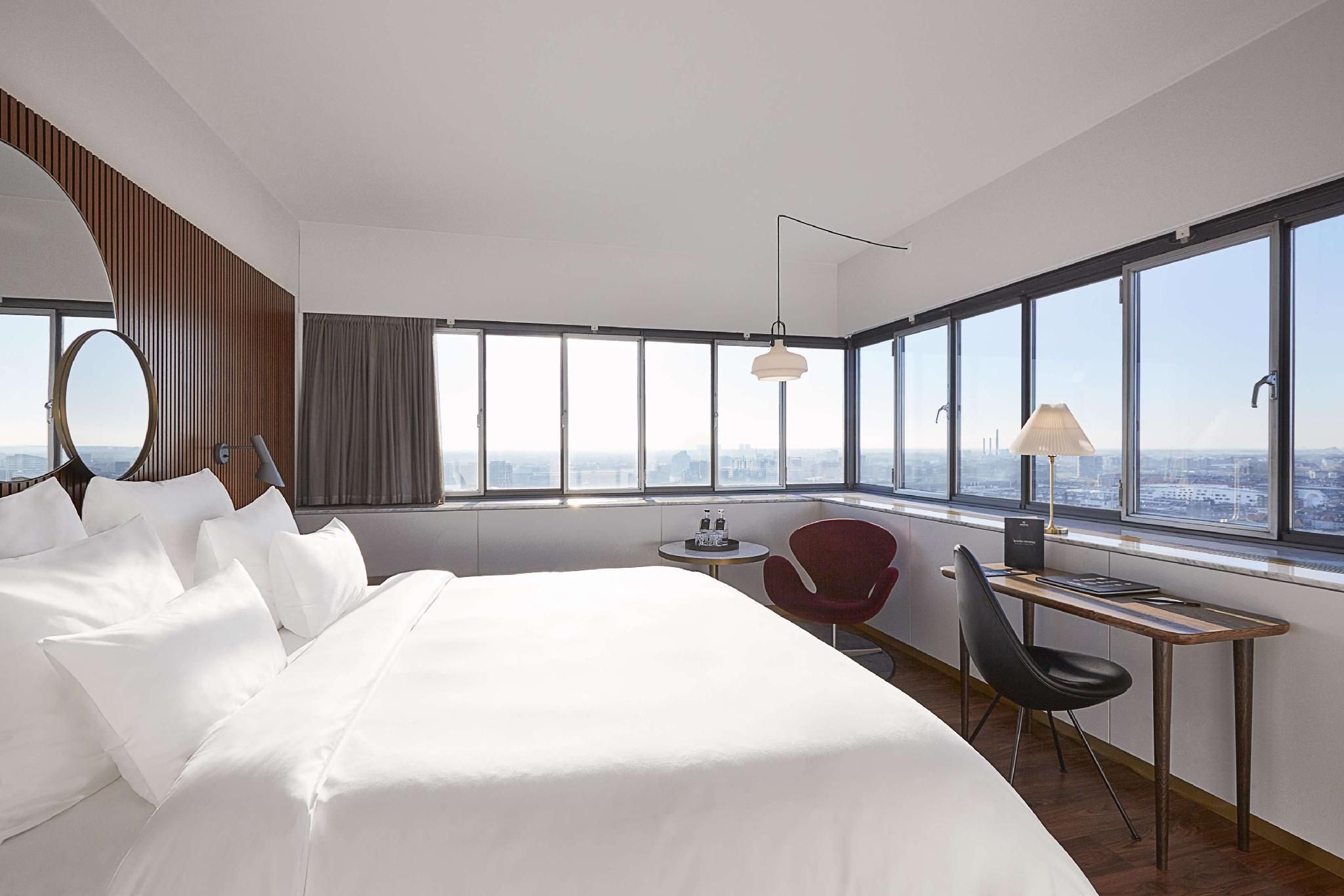 Premium Corner Room
