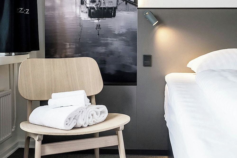 Four Points Flex by Sheraton Ishøj Standard Room, 2 Twin Beds, Non Smoking, City View 9