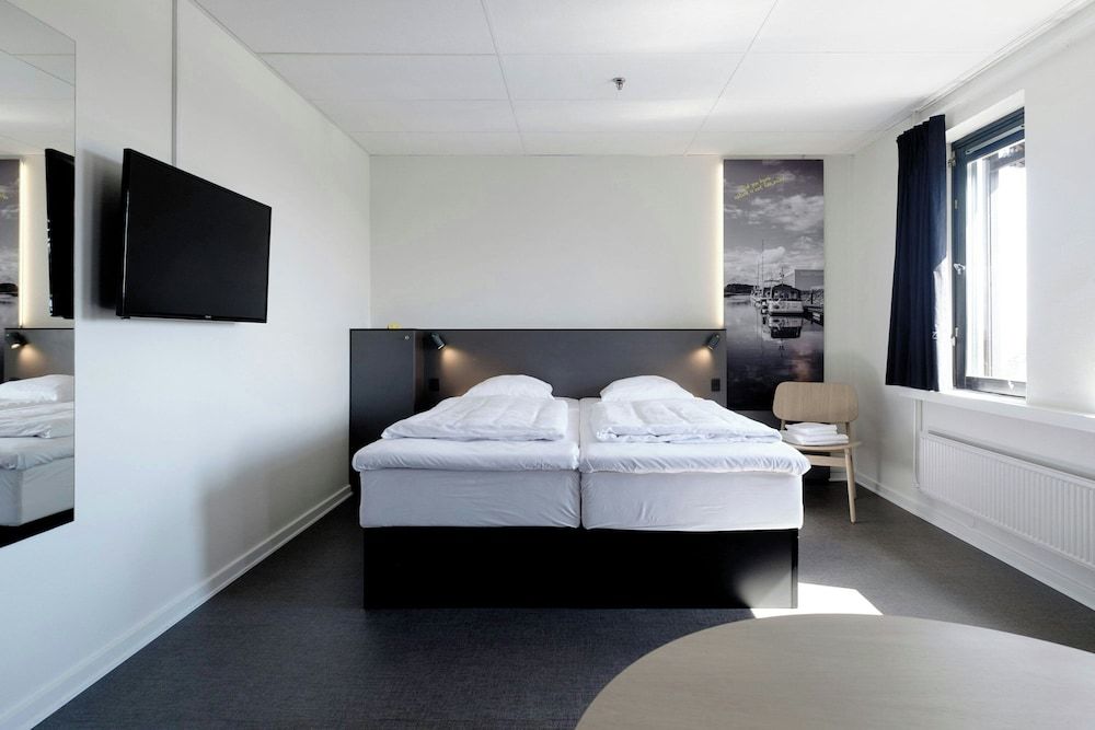 Four Points Flex by Sheraton Ishøj Standard Room, 2 Twin Beds, Non Smoking, City View 3
