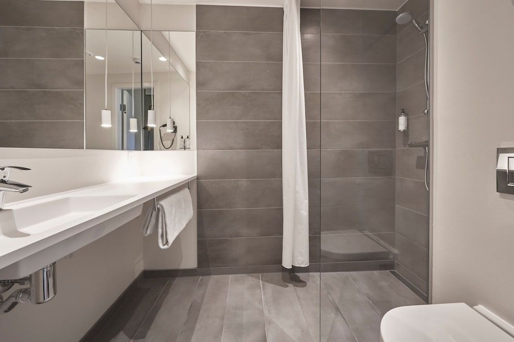 Four Points Flex by Sheraton Copenhagen Airport Standard Room, 1 King Bed, Non Smoking 6
