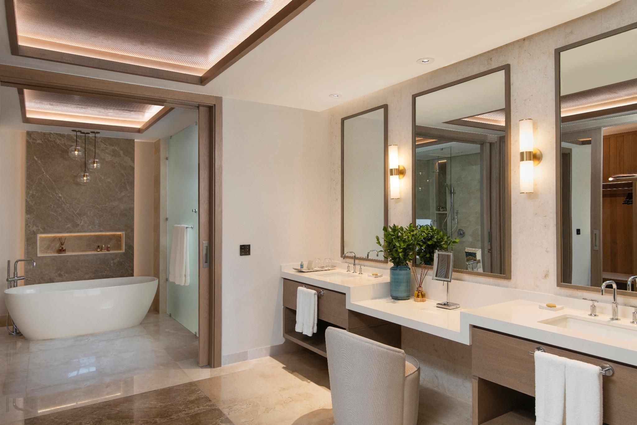 One Bedroom Premier Luxury Suite