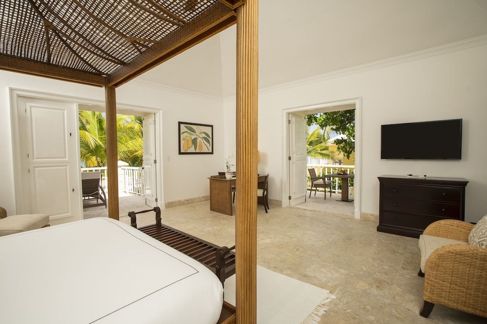 Beach Front Junior Suite