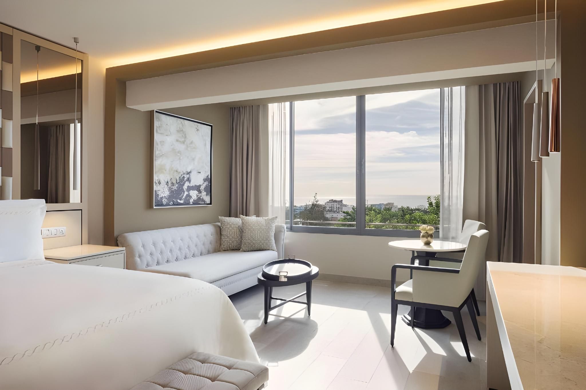 Executive Junior Suite