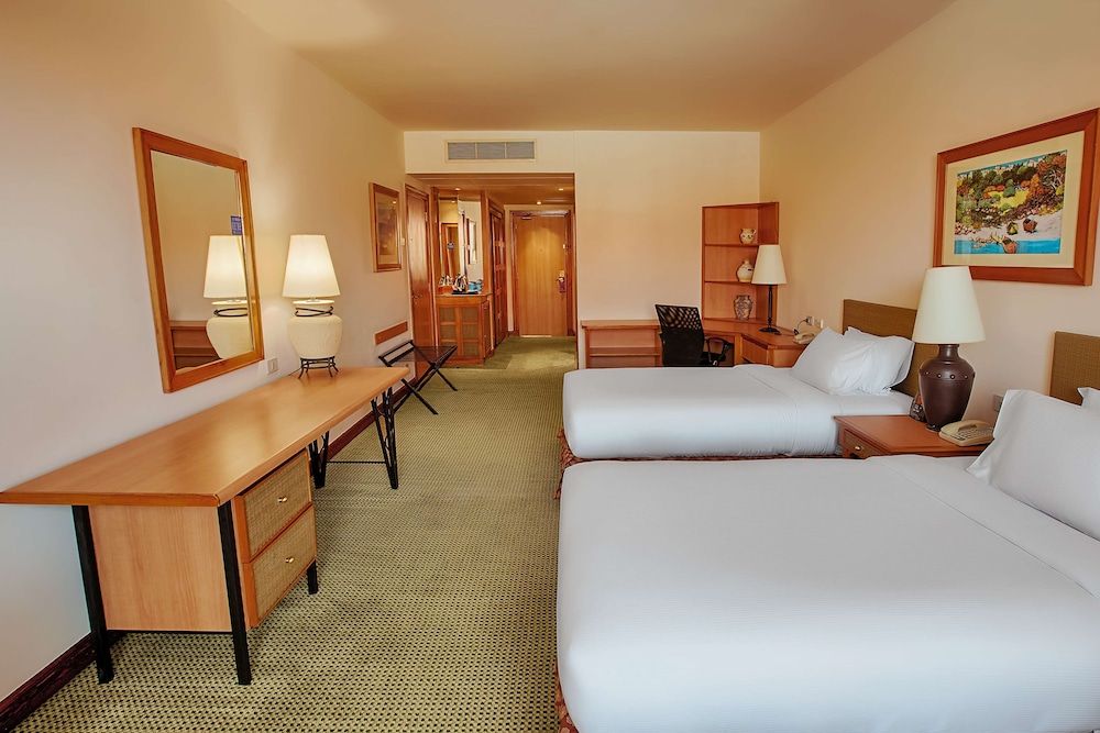 Twin Hilton Guest Room