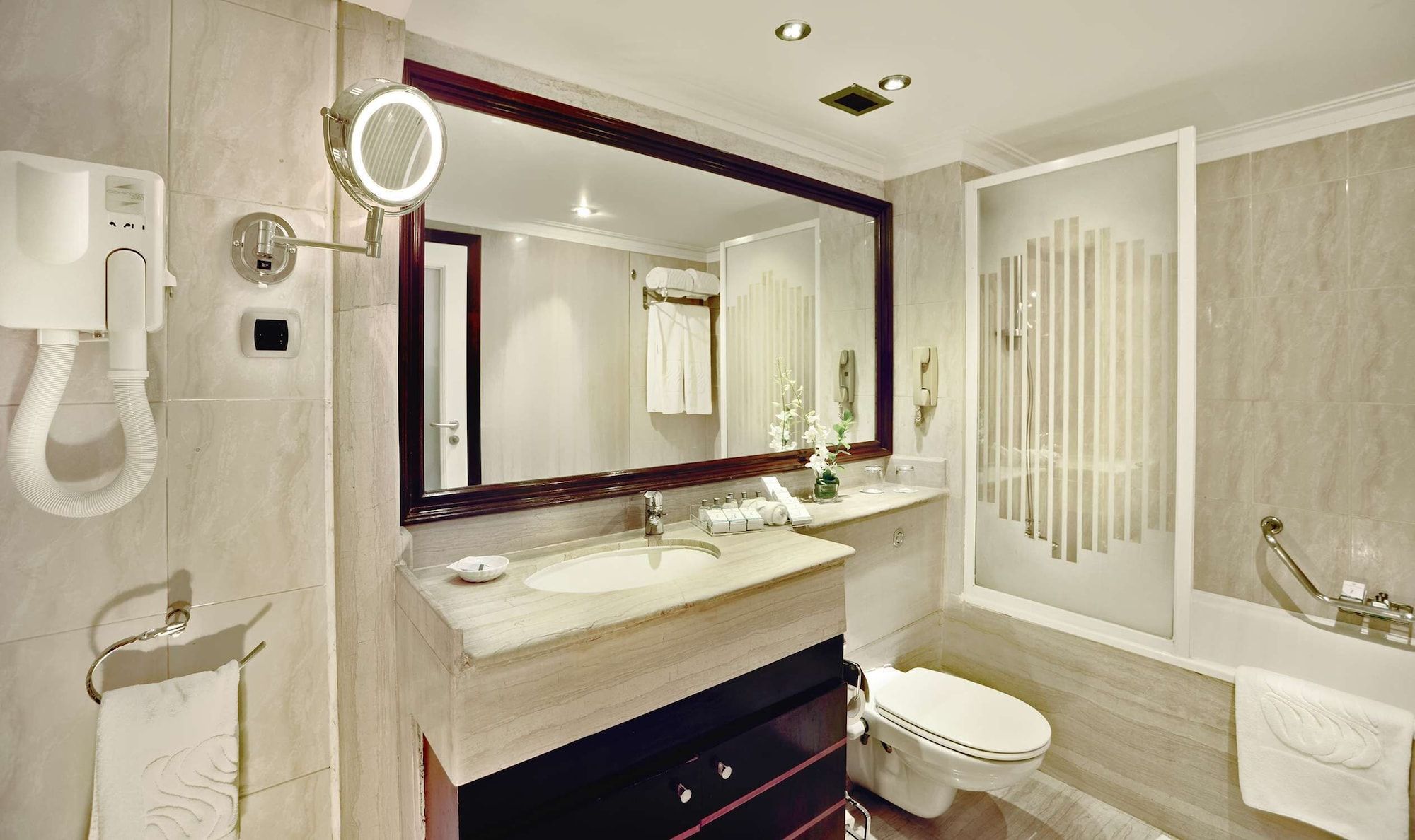 undefined Sonesta Hotel, Tower & Casino - Cairo 10