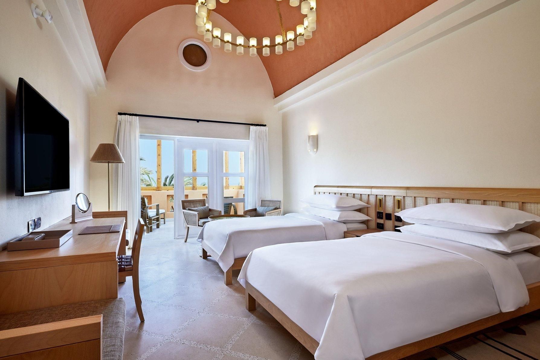 Superior Guest Room, Guest Room, 2 Twin, Lagoon View, Roll-in Shower, Balcony, Terrace