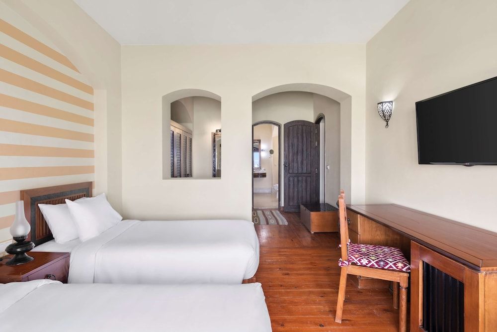 Family Room, Terrace