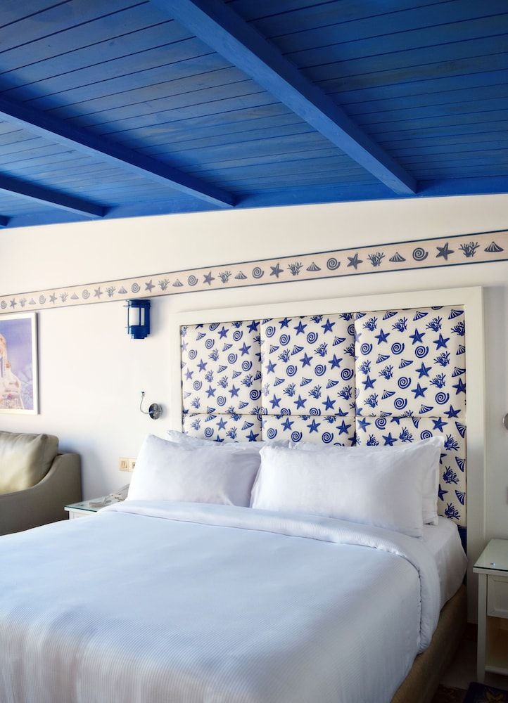 Premium Chalet, 1 King Bed, Kitchenette, Garden View