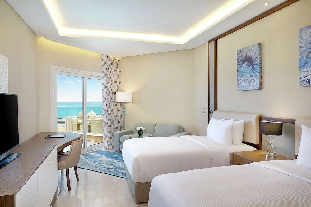Superior Room, 2 Twin Beds, Balcony, Sea View (View)