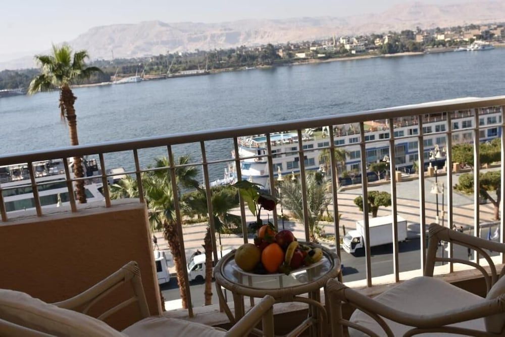 Aracan Eatabe Luxor Hotel Superior Double Room Nile View for Egyptians and Residents Only
