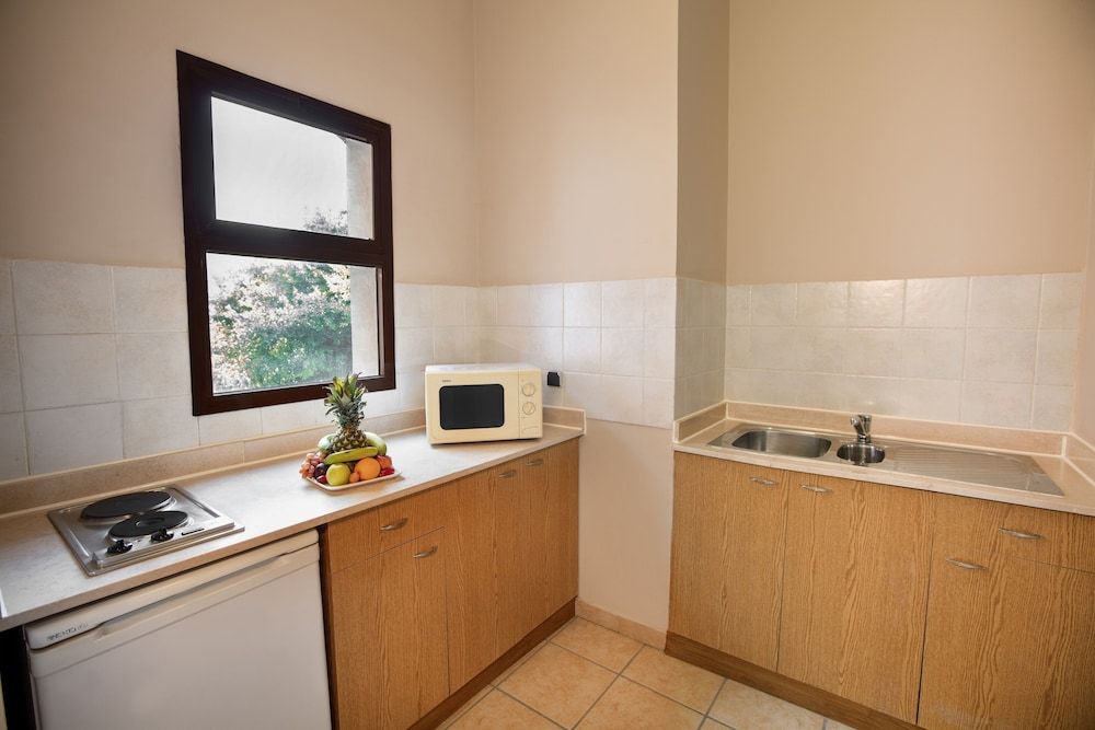 JAZ Makadi Saraya Resort Apartment, 2 Twin Beds, Garden View (One-Bedroom) 2